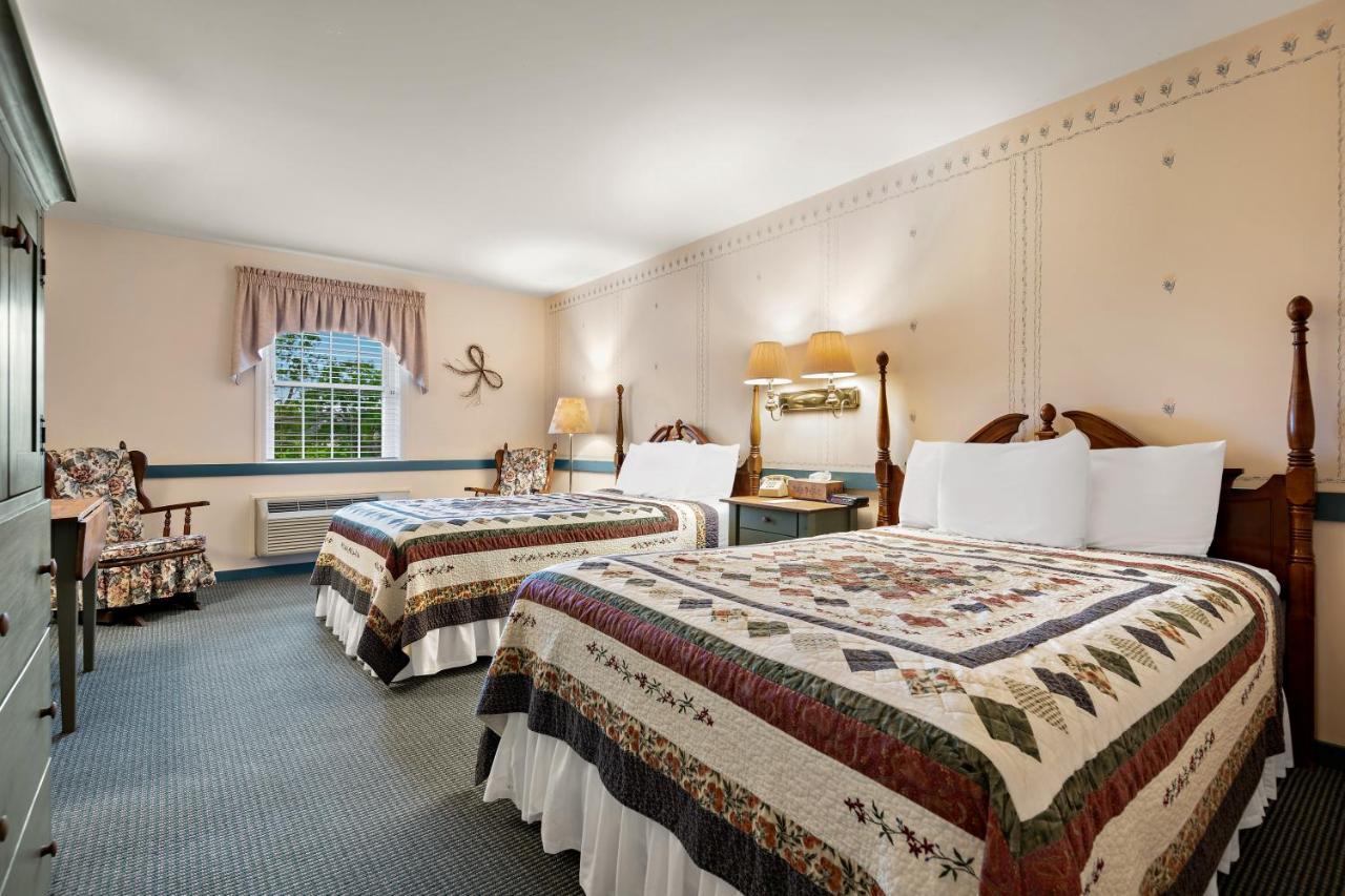Country Living Hotel