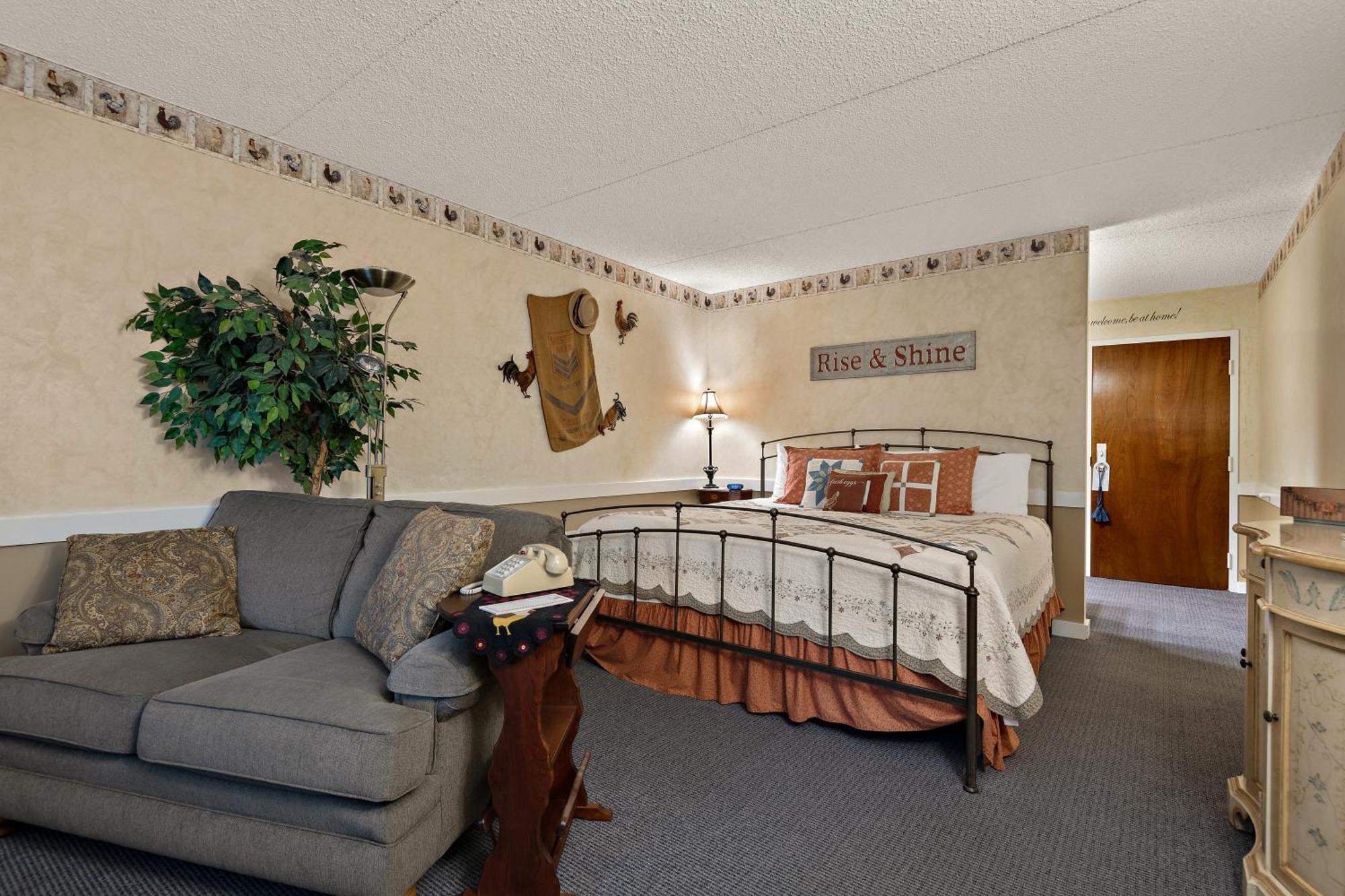 Country Living Hotel 3*